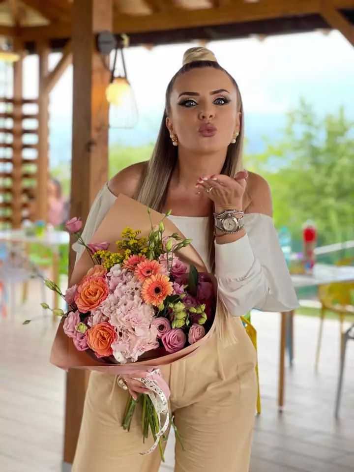 marcela-fota-legatura-sot-3