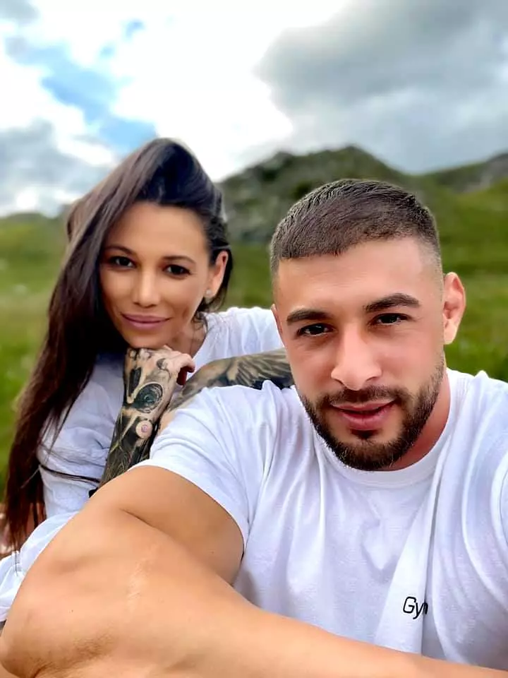 roxana-vancea-in-luna-a-cincea-de-sarcina-2