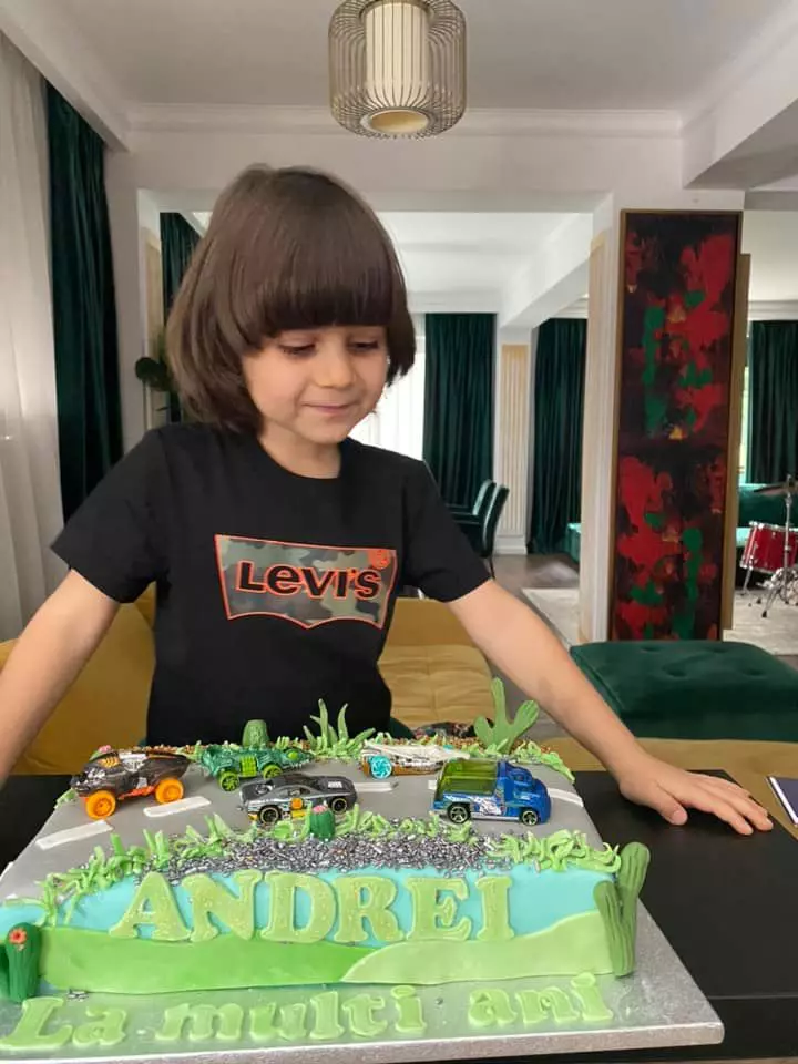 262418418_520677219421359_8177876719984899303_n