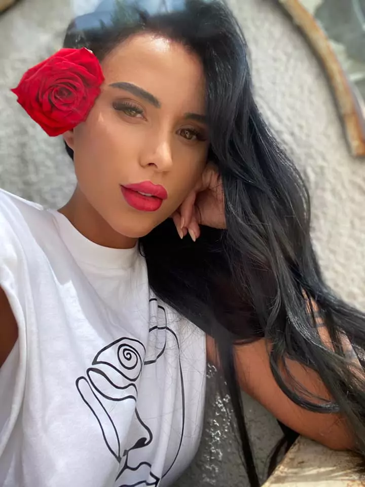 daniela-crudu-bani-5