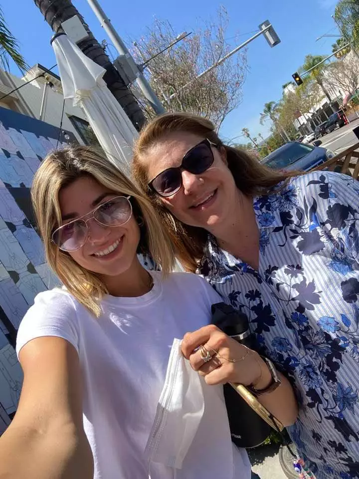 Mihaela-Geoana-familie5