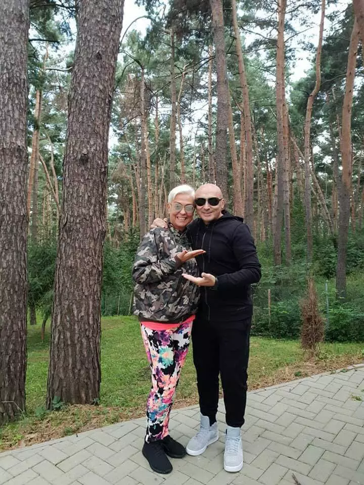 monica-anghel-silueta-7