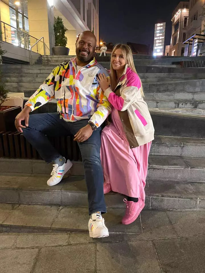 CABRAL SI MAMA COPIILOR LUI