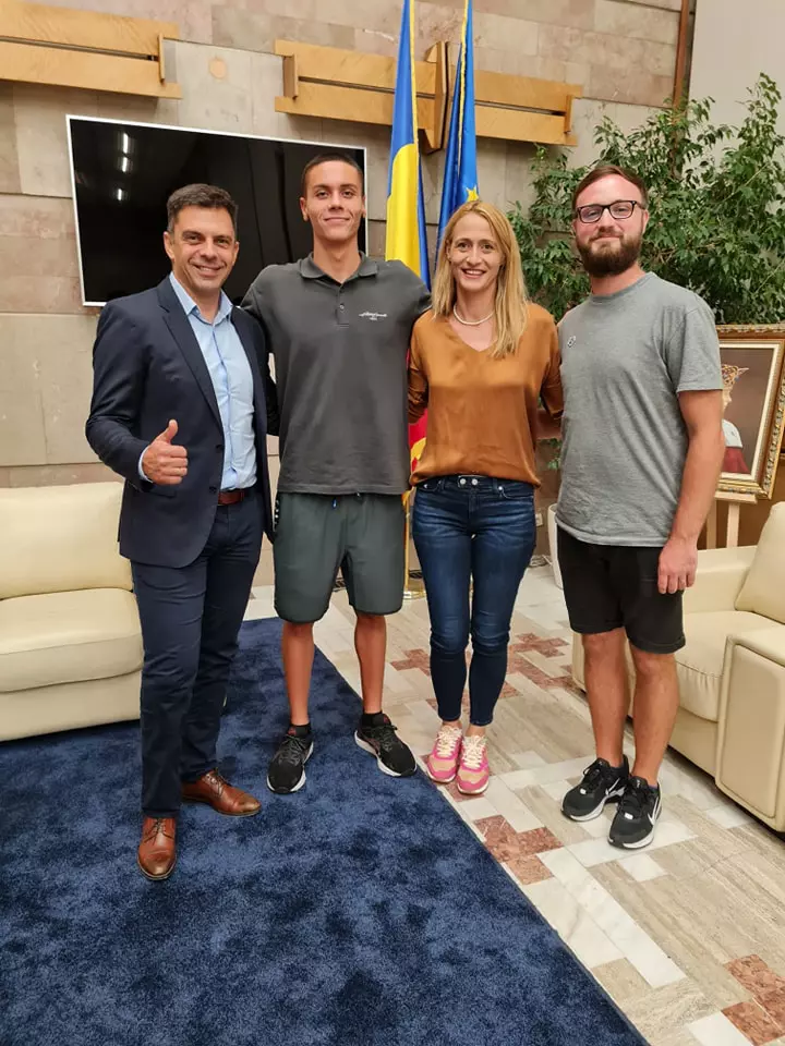 300066260_614103016744436_2356057887046068539_n