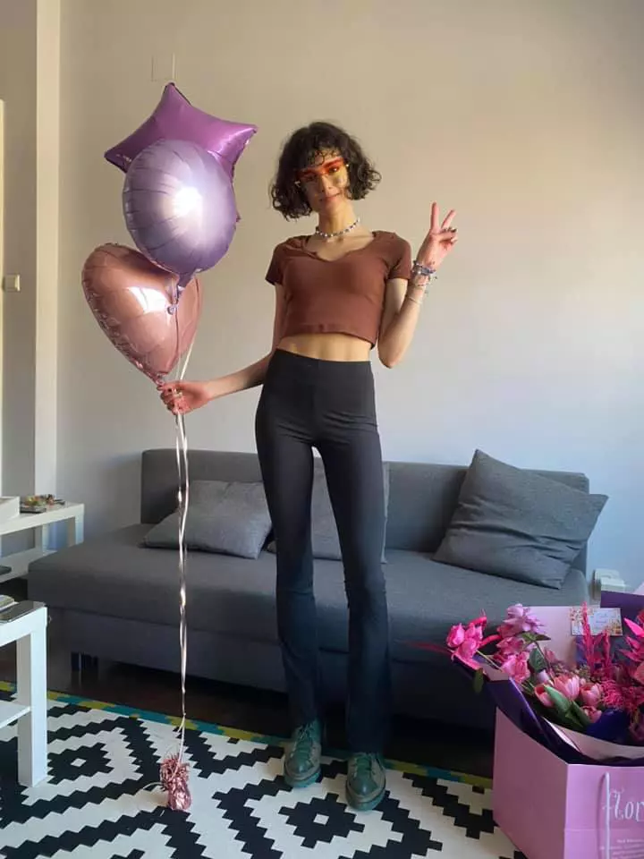 cine-este-diana-sar-4