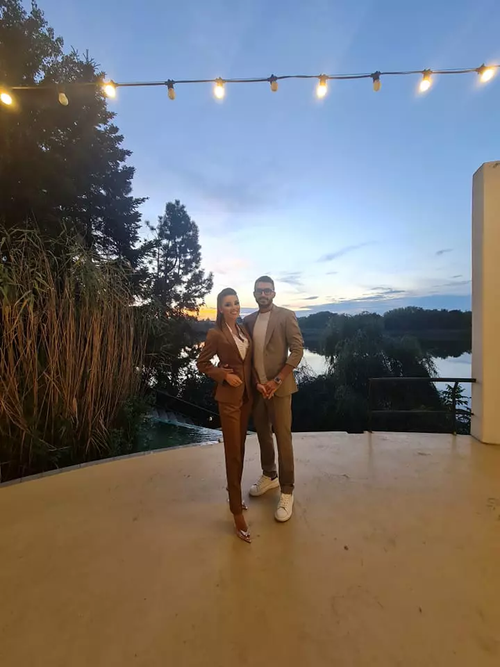 Ana-Maria-Barnoschi-a-fost-ceruta-de-sotie-11