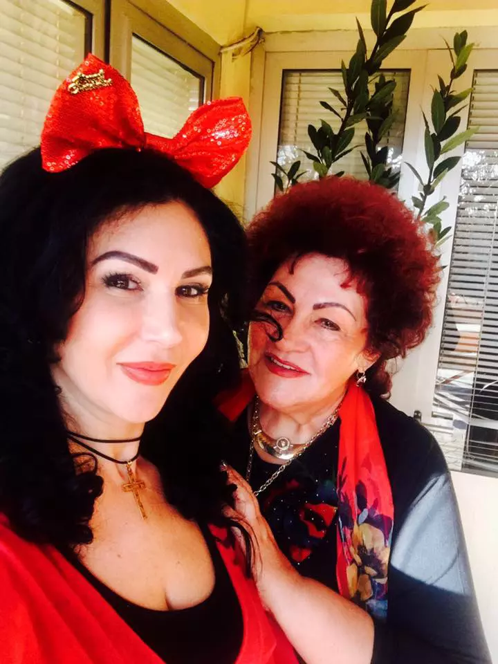 merisor-cu-fata-cea-mare