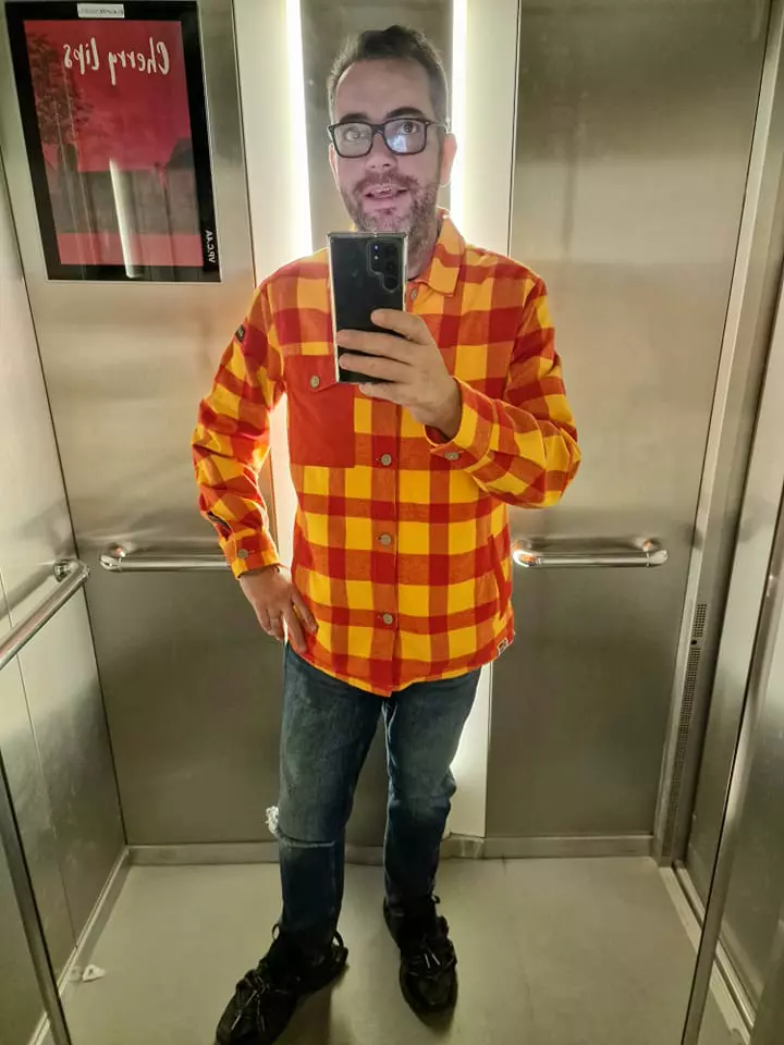 RemasterDirector_5122f8b34