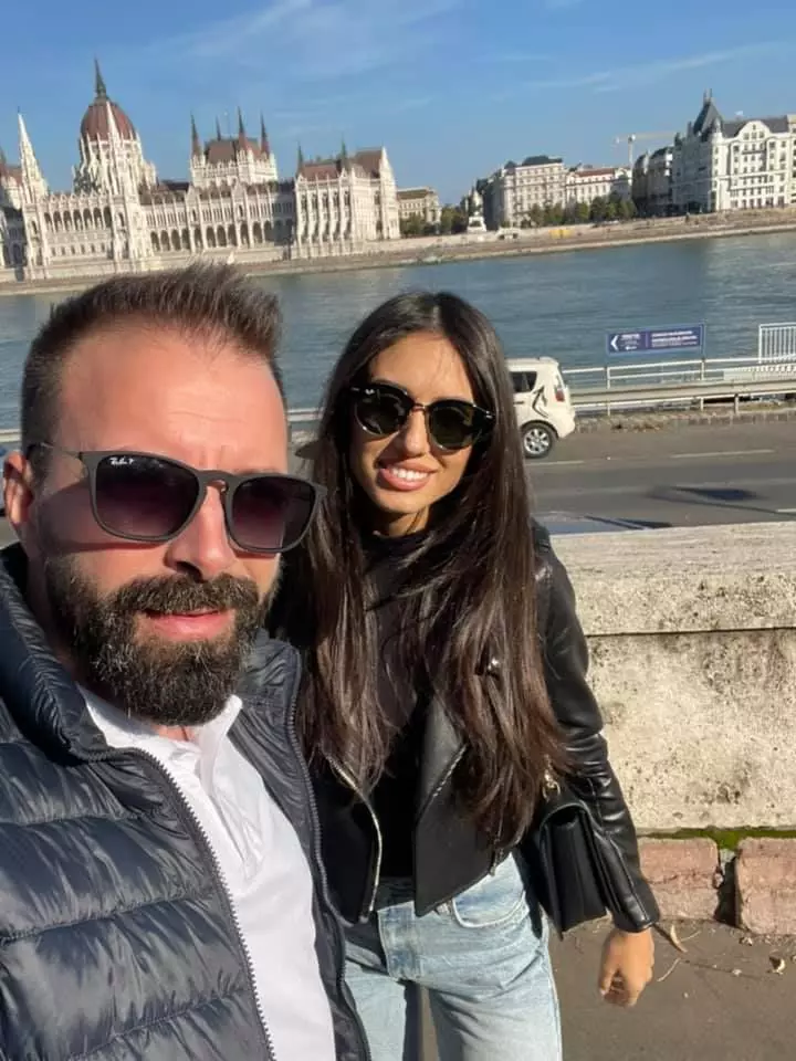 marius-morra-s-a-casatorit-in-maldive-in-cadrul-unei-ceremonii-simple-care-a-avut-loc-pe-plaja_3