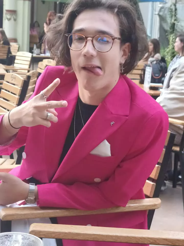 242377131_10221632840875757_8713564337644936223_n