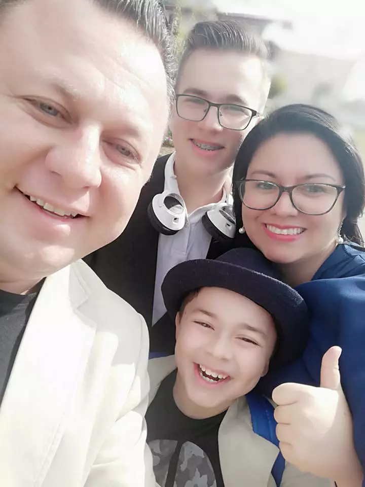 dragos-dolanescu-cu-familia