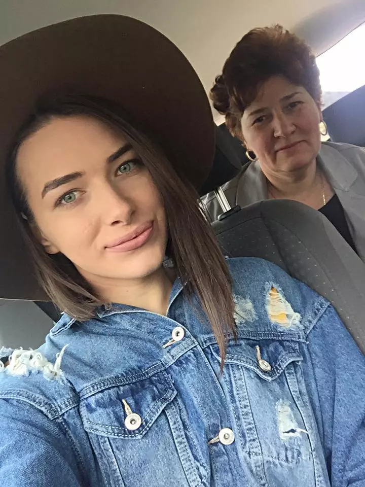 iustina-insula-iubirii-parinti-4