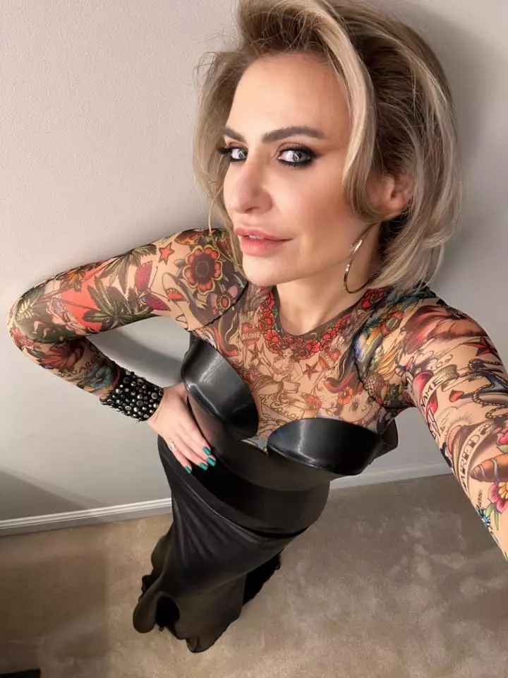 adina buzatu 5