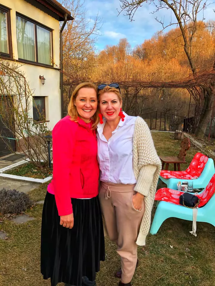 cristina-chiriac-elena-lasconi-2