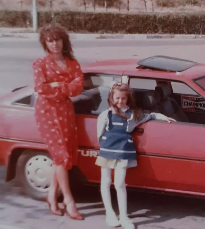 giulia-anghelescu-imagini-din-copilarie (3)