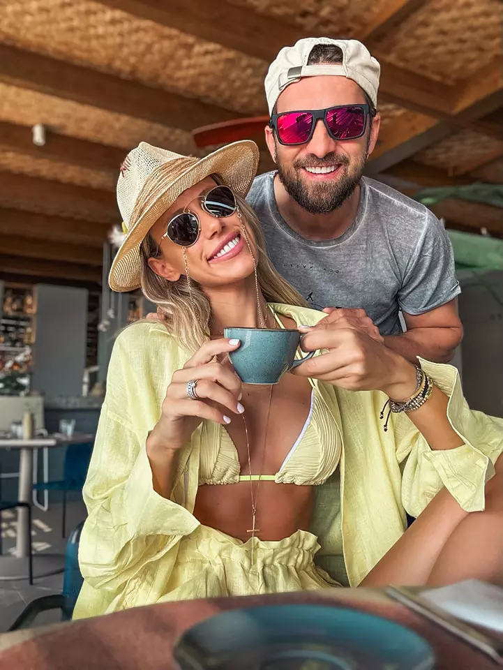 Dani Oțil și Gabriela Prisăcariu