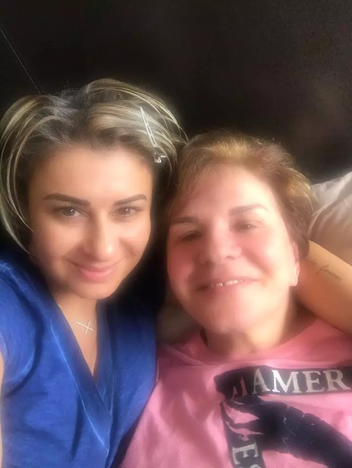 Ionela Prodan si Anamaria Prodan