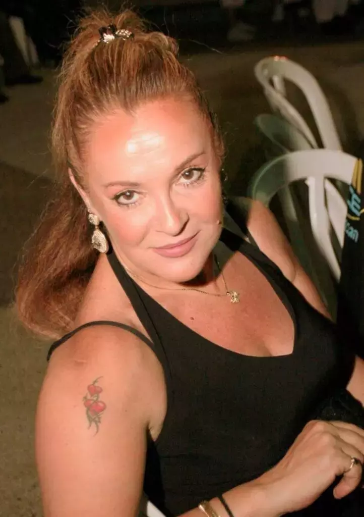 13582154-10209860856059748-8559823252151878166-o-722x1024-1