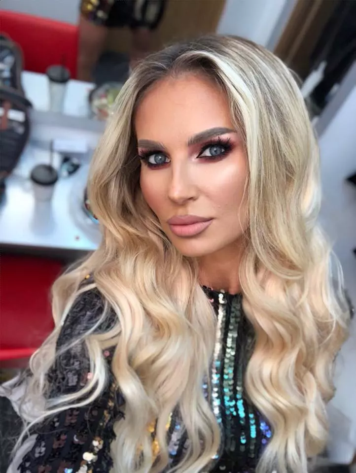 Andreea Banica operatii estetice