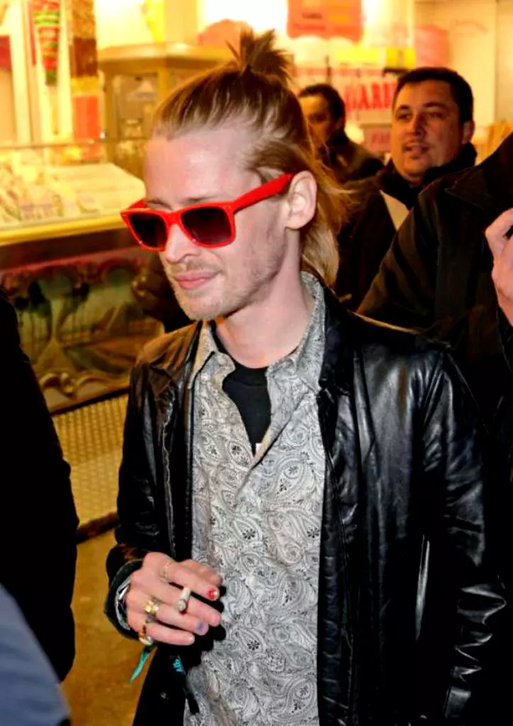 macaulay7-1-723x1024