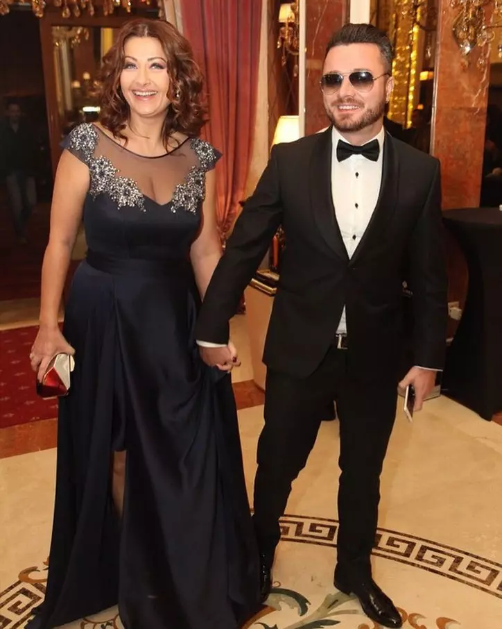 tavi-clonda-gabriela-cristea