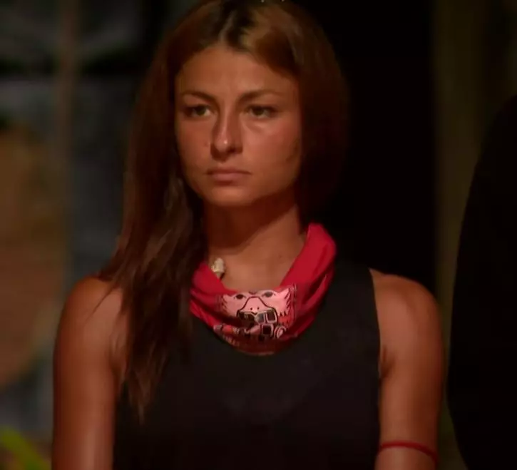 2021-03-17-11_03_11-Consiliu-de-eliminare-tensionat-Si-au-dorit-o-afara-din-echipa-dar-concurentul