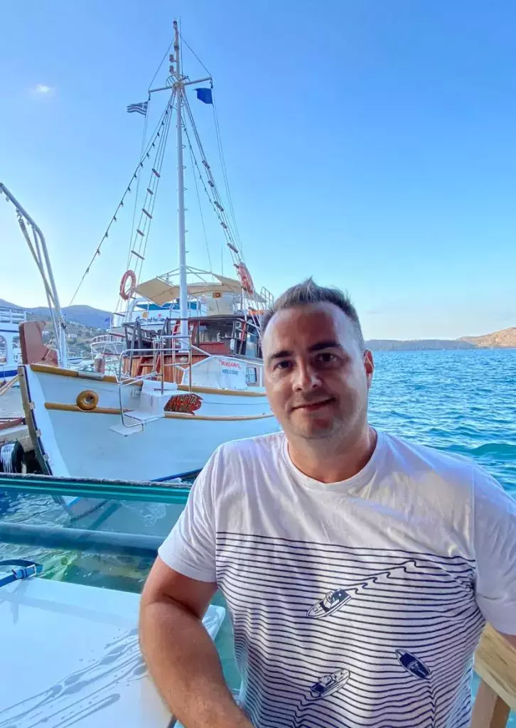 Rares-Nastase-7-726x1024-1