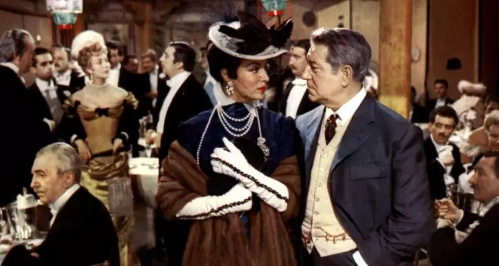 frenchcancan2-1543248574-726x388