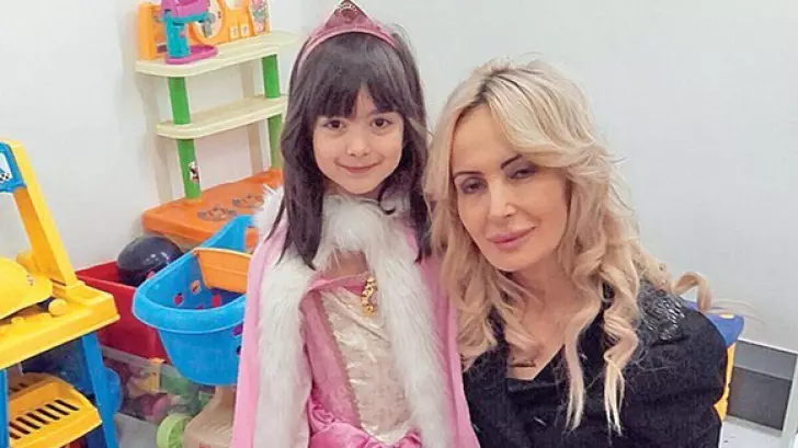 daniela_petrecere_35579900