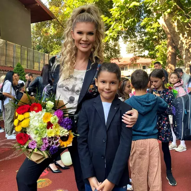 diana-matei-si-fiul-ei-ianis-sursa-foto-facebook