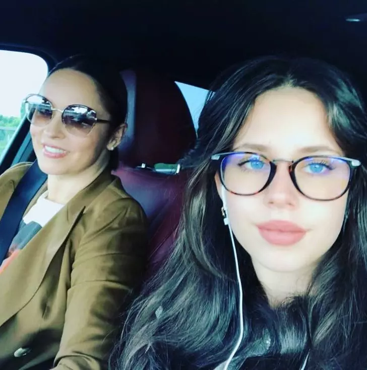 Andreea Marin fiica Ana Violeta Bănică