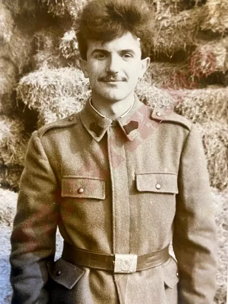 axinte-cu-parin-armata