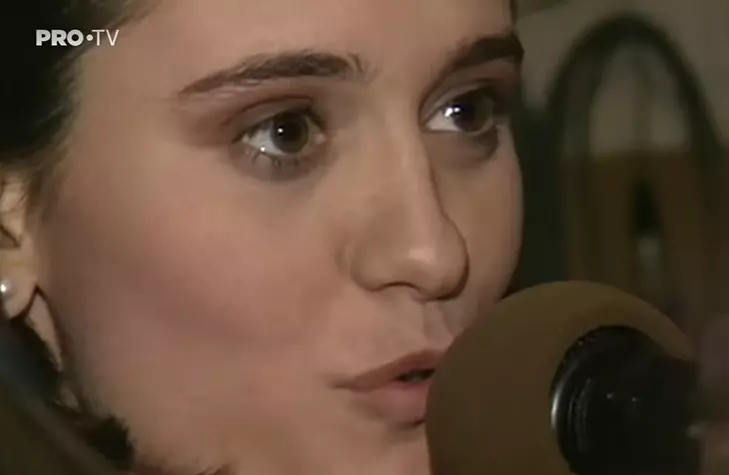 Andreea Esca, poze de colectie Pro TV (11)