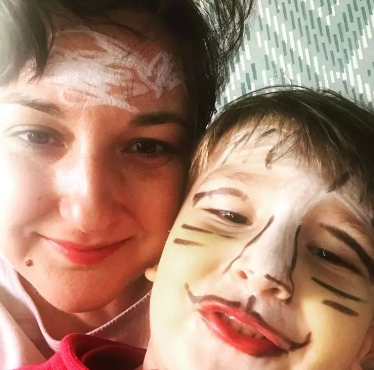 sot-dalida-las-fierbinti-2