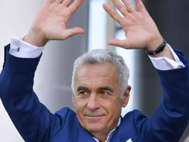 Susținătorii lui Călin Georgescu au inițiat o campanie de strângere de fonduri pentru a-i cumpăra acestuia o vilă în Toscana. E vorba de o proprietate de lux, în valoare de 1,2 milioane de euro