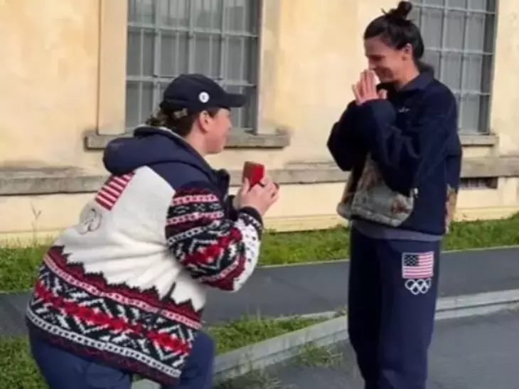 Cele două femei celebre s-au logodit! Se iubesc și nu se mai ascund! Mulți nici nu știau că au o relație! Asta da surpriză în showbiz!!