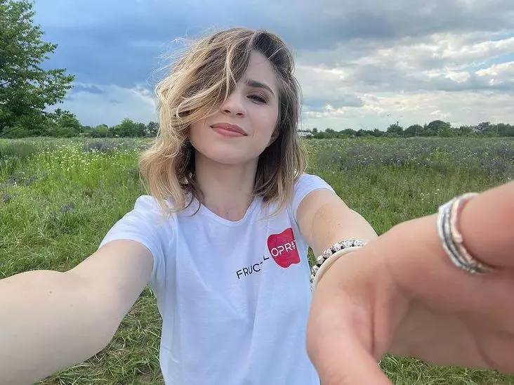 Cristina-Ciobanasu-3