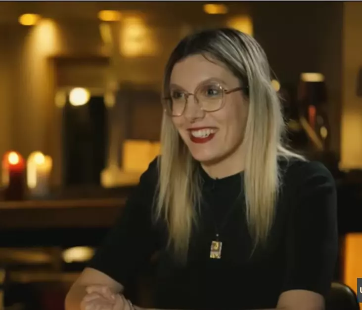 Diana Buzoianu zambind