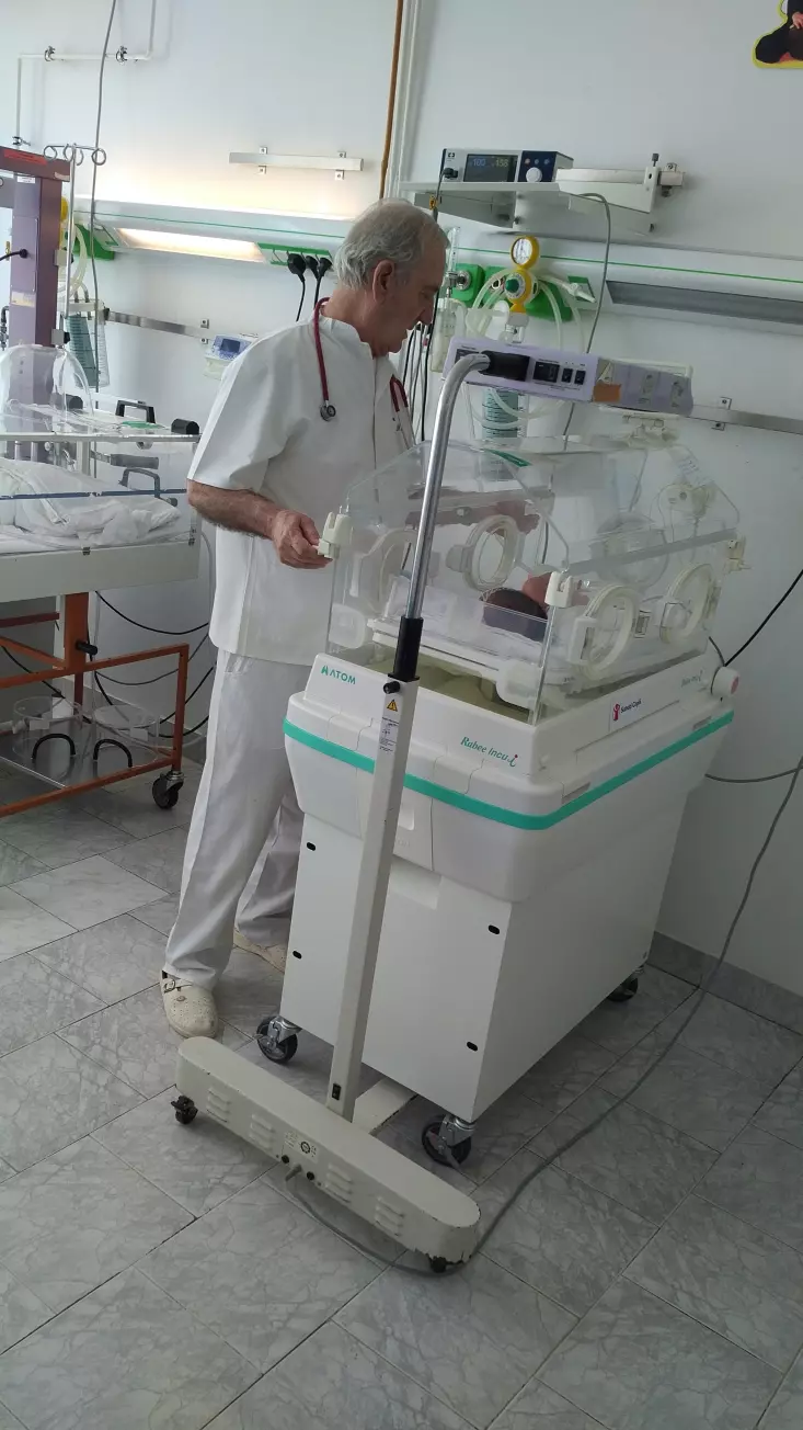 dr. Gheorghe Hoinaru, 74 de ani, Sectia Neonatologie, Spitalul Judetean Slobozia