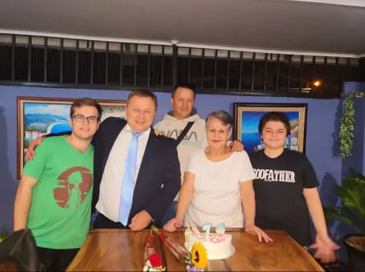 aniversare mama Dragos Dolanescu