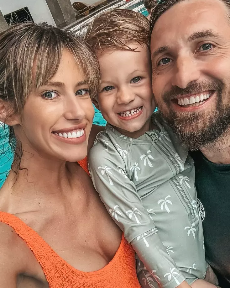 dani-otil-si-familia