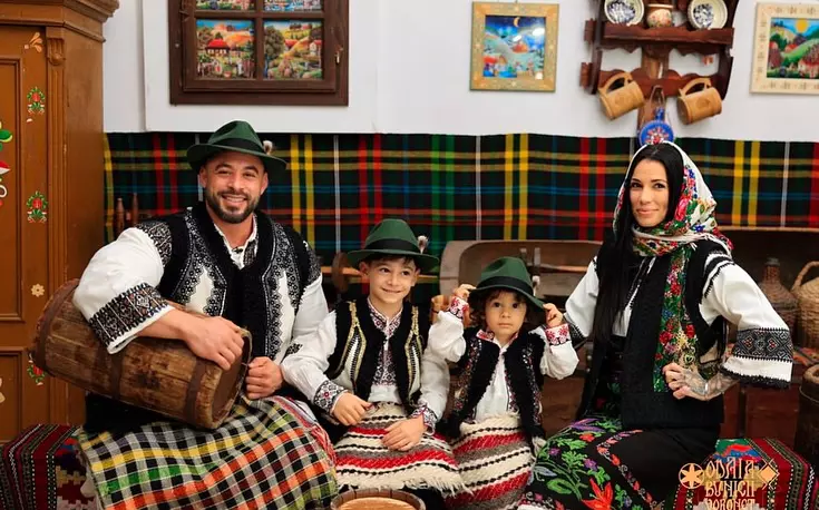 Roxana vancea si familia