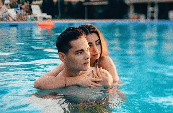 ce-iubita-sexy-are-selly-o-cheama-smaranda-si-are-sute-de-mii-de-urmaritori-pe-instagram_5_size24