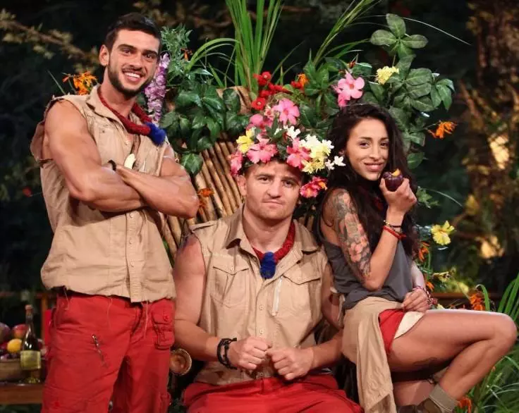 finalistii-sunt-celebru-scoate-ma-de-aici1