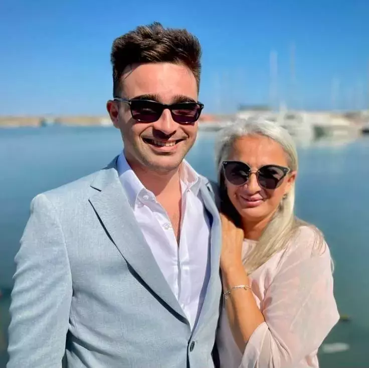 ianina-petcu-mama-radu-mazare-jr-1