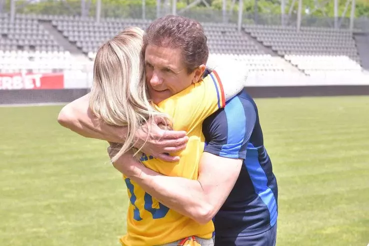 361eb3d9-1a53-4d5d-a6ed-7efa70d59a1f