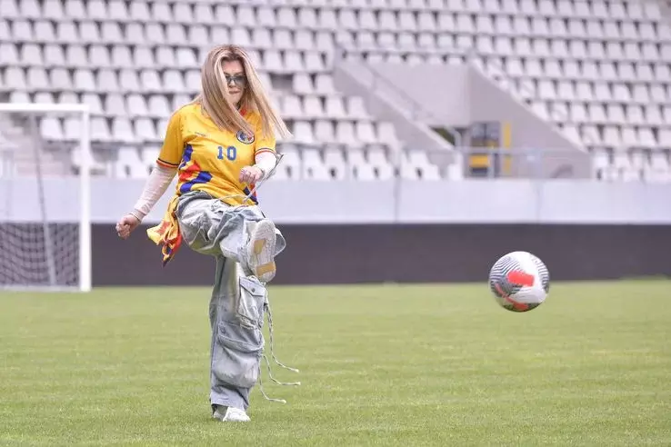 8032c10d-1f67-4aea-8c18-0985cc27f673