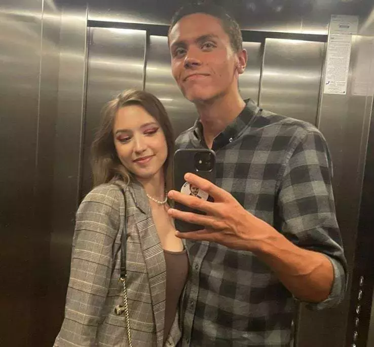 davis popovici si iubita 67