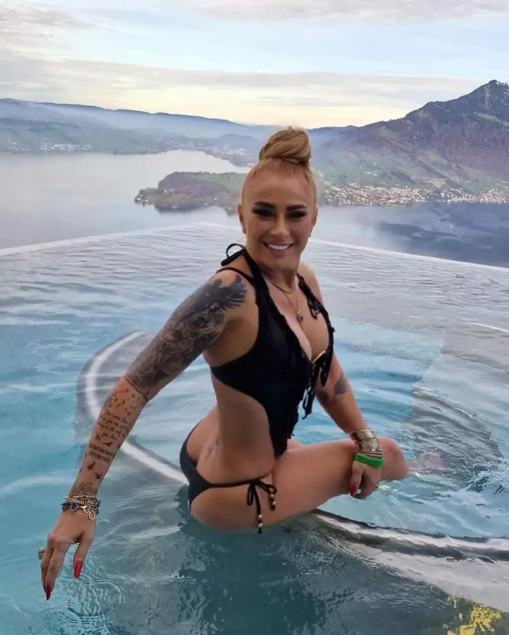 anamaria prodan silueta