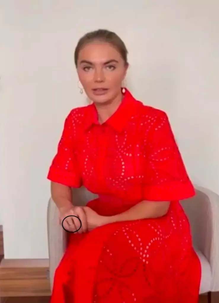 cine-este-Alina-Kabaeva-presupusa-iubita-alui-Vladimir-Putin-19-739x1024-1